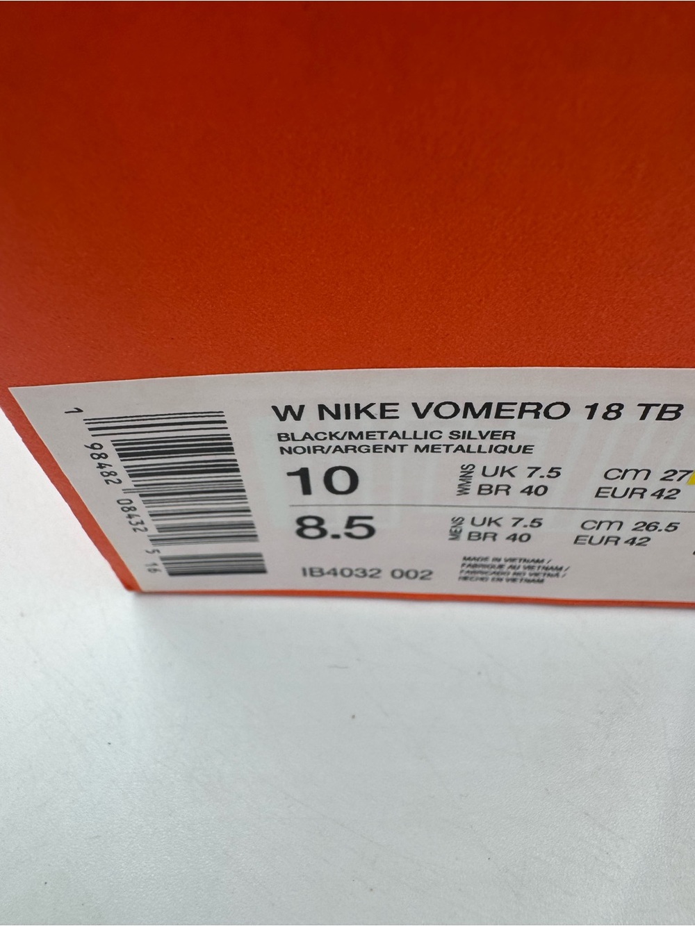 Nike Vomero 18 Black Wolf Grey Silver BRAND NEW Size 10 Women - Picture 8 of 8